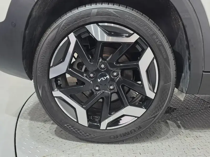2024 Kia Seltos с пробегом 13 340 км
