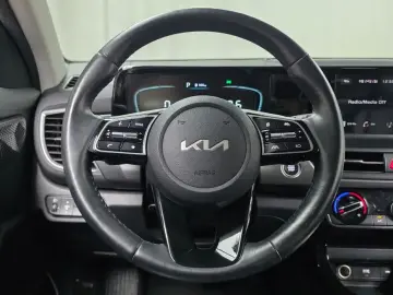 2023 Kia Seltos с пробегом 61 402 км
