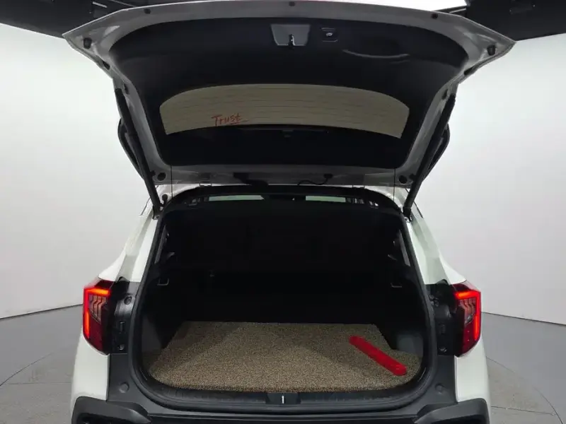 2024 Kia Seltos с пробегом 13 340 км