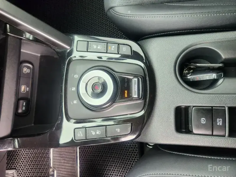 2024 Kia Seltos с пробегом 10 330 км