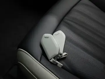 2025 Kia EV9 с пробегом 9 991 км
