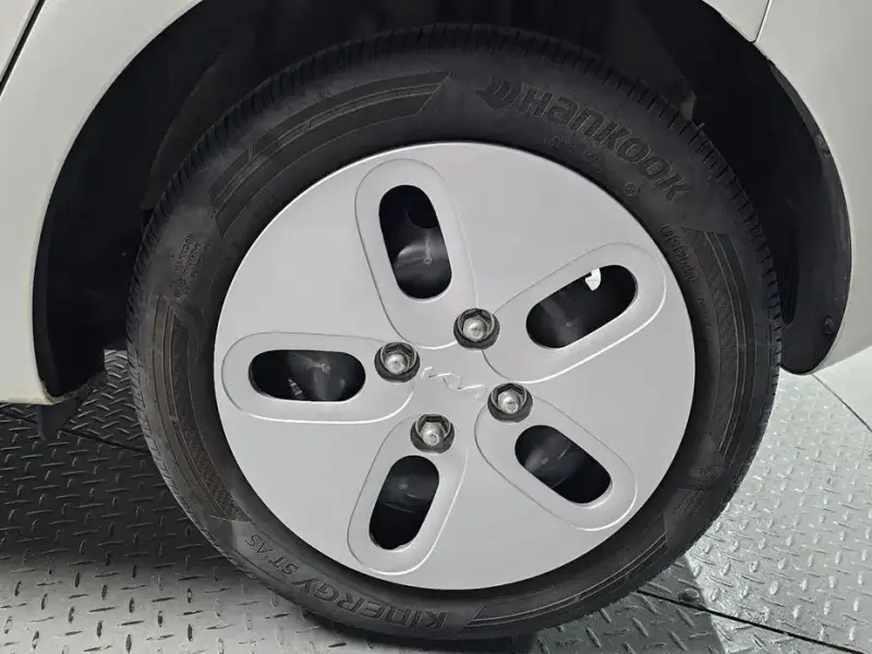 2023 Kia Ray с пробегом 27 681 км