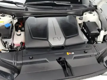 2022 Kia EV6 с пробегом 55 687 км