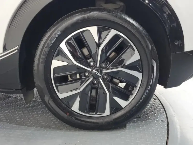 2022 Kia EV6 с пробегом 55 687 км