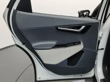 2022 Kia EV6 с пробегом 55 687 км