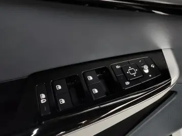 2022 Kia EV6 с пробегом 55 687 км