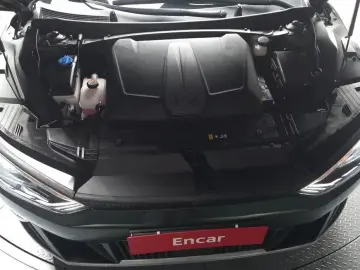 2023 Kia EV6 с пробегом 49 909 км
