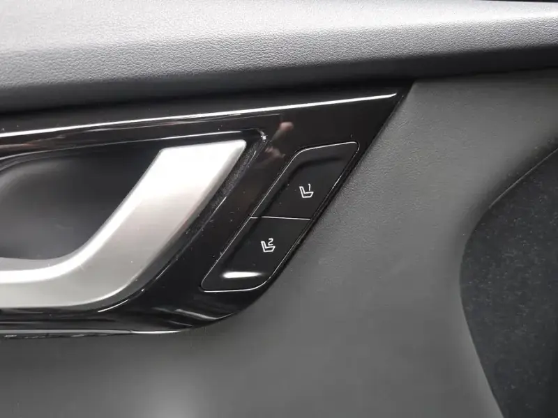 2023 Kia EV6 с пробегом 49 909 км