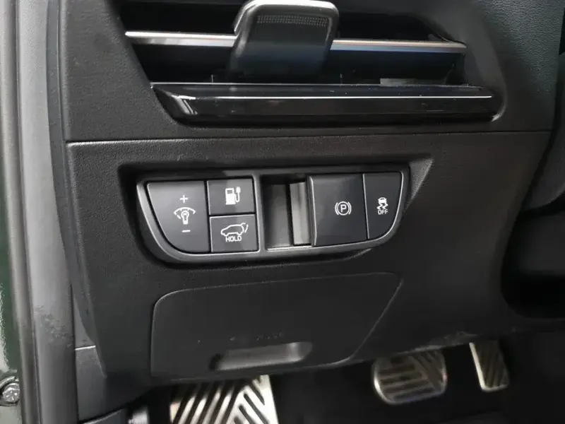 2023 Kia EV6 с пробегом 49 909 км