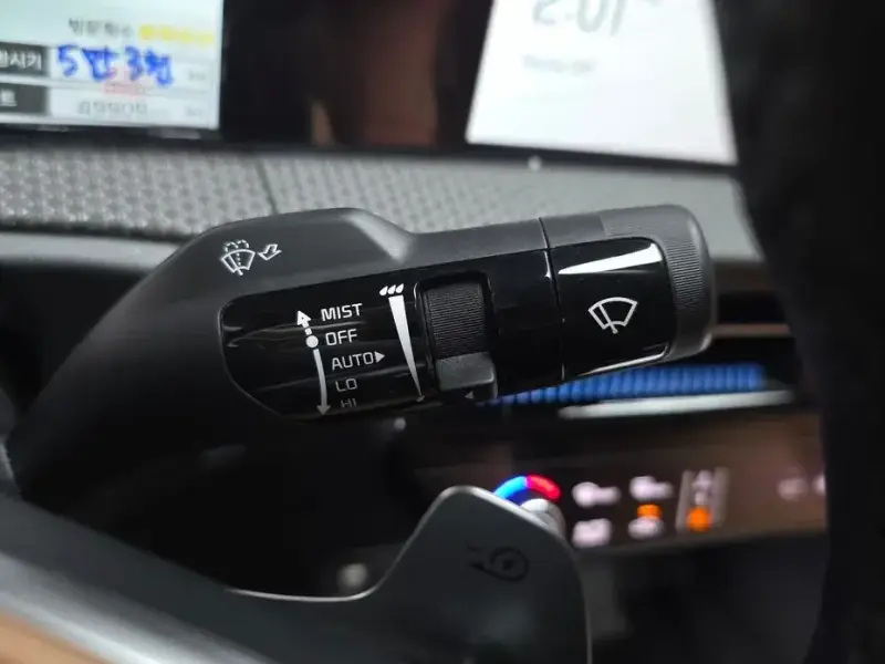 2023 Kia EV6 с пробегом 49 909 км