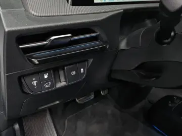 2022 Kia EV6 с пробегом 34 076 км
