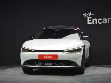 2022 Kia EV6 с пробегом 82 990 км
