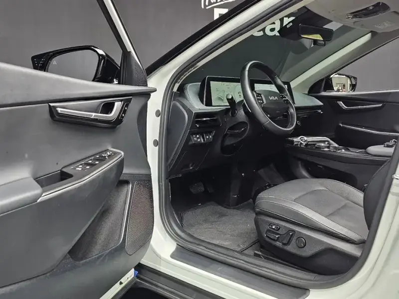 2022 Kia EV6 с пробегом 82 990 км