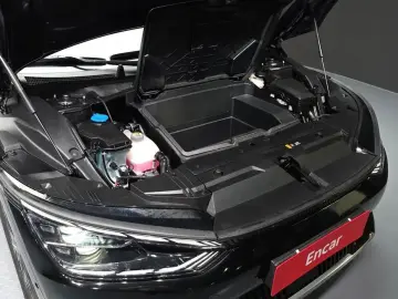 2023 Kia EV6 с пробегом 36 888 км