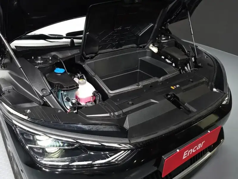 2023 Kia EV6 с пробегом 36 888 км