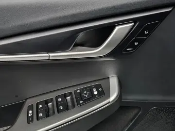2022 Kia EV6 с пробегом 82 990 км