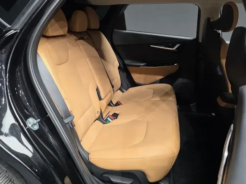 2023 Kia EV6 с пробегом 36 888 км
