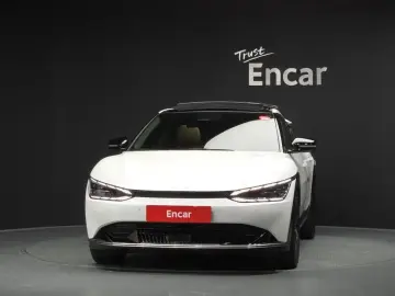 2023 Kia EV6 с пробегом 15 133 км