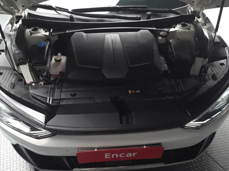 2023 Kia EV6 с пробегом 15 133 км