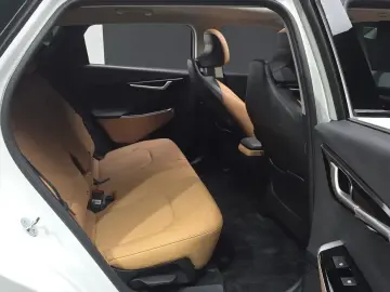 2023 Kia EV6 с пробегом 15 133 км