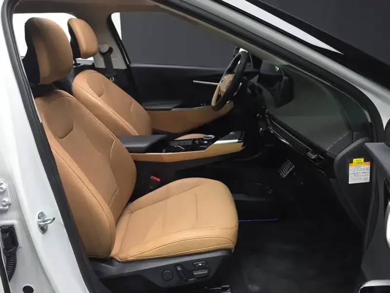 2023 Kia EV6 с пробегом 15 133 км