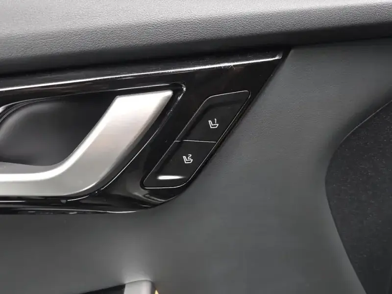 2023 Kia EV6 с пробегом 15 133 км