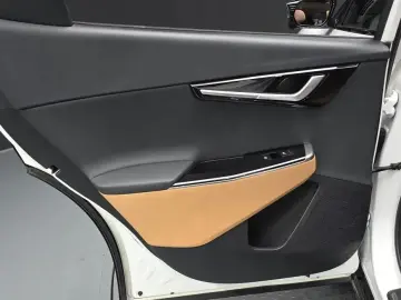 2023 Kia EV6 с пробегом 15 133 км