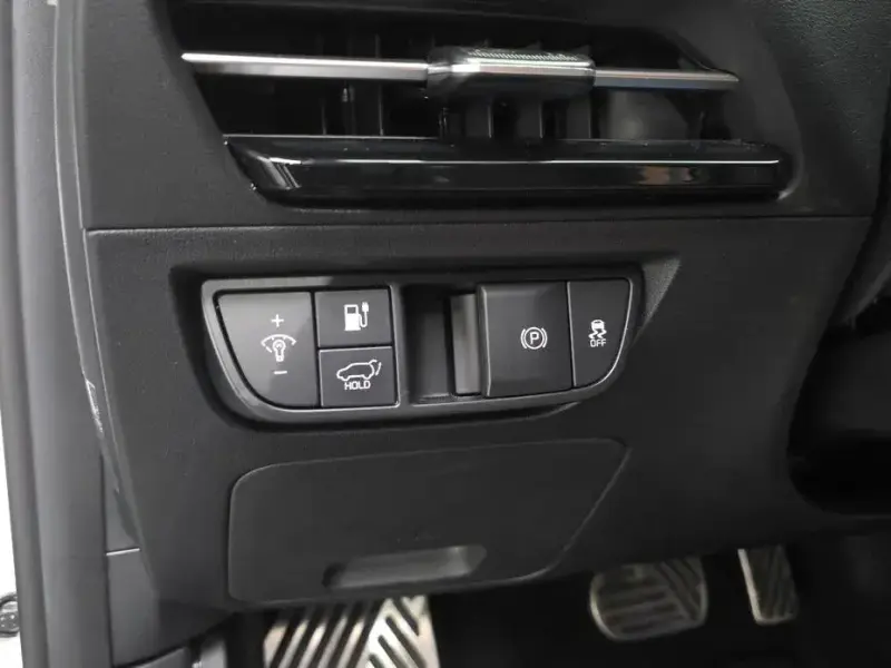2023 Kia EV6 с пробегом 15 133 км