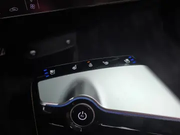 2023 Kia EV6 с пробегом 15 133 км