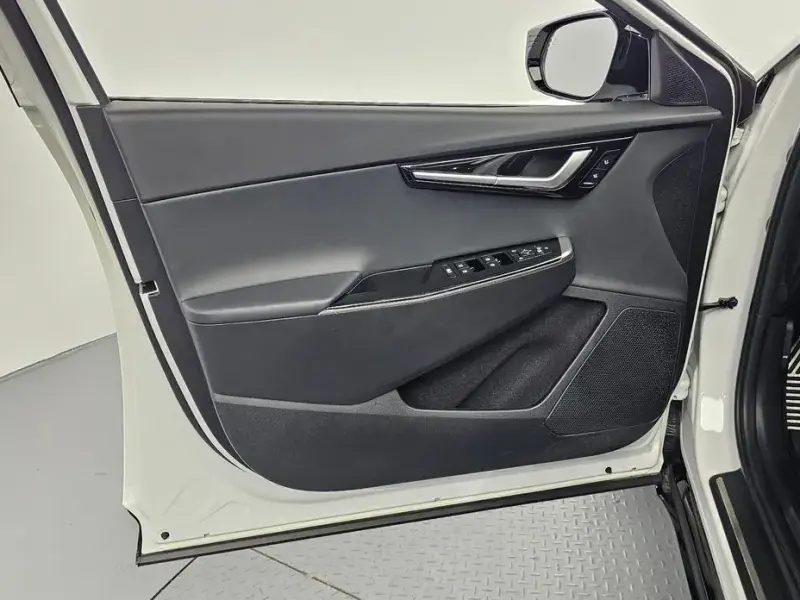 2024 Kia EV6 с пробегом 22 255 км