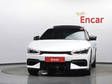 2022 Kia EV6 с пробегом 86 082 км