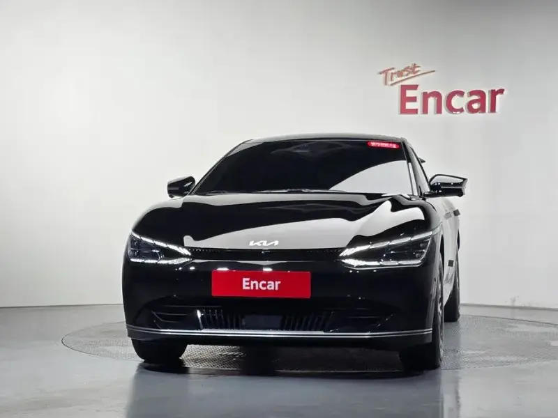 2022 Kia EV6 с пробегом 84 707 км