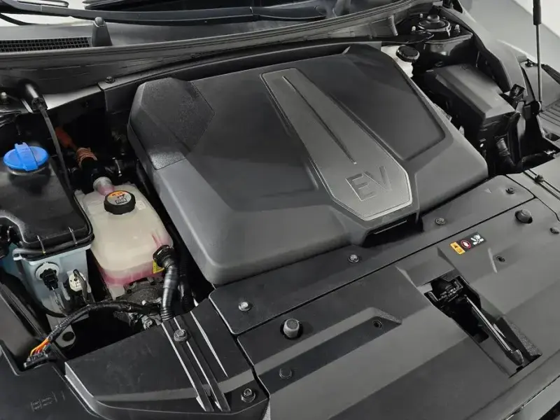2022 Kia EV6 с пробегом 84 707 км