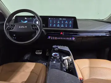 2022 Kia EV6 с пробегом 84 707 км