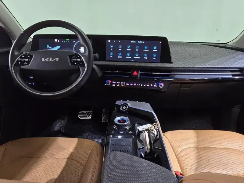 2022 Kia EV6 с пробегом 84 707 км