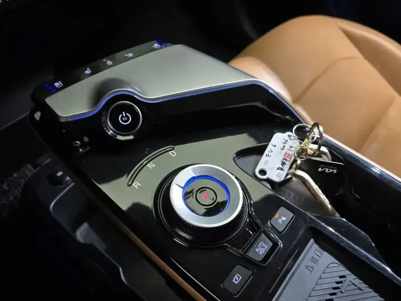 2022 Kia EV6 с пробегом 84 707 км