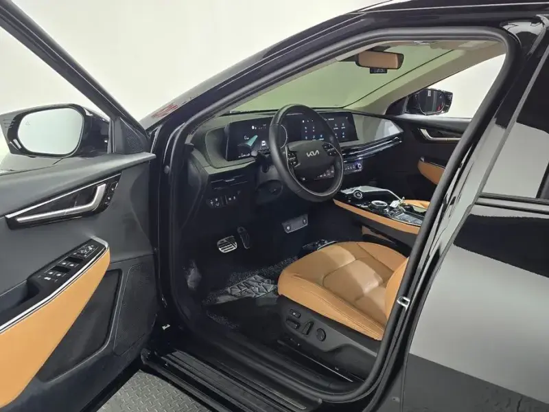 2022 Kia EV6 с пробегом 84 707 км