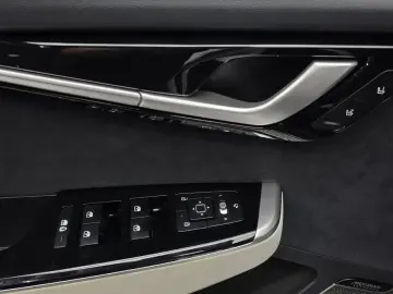 2022 Kia EV6 с пробегом 86 082 км