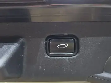 2022 Kia EV6 с пробегом 84 707 км