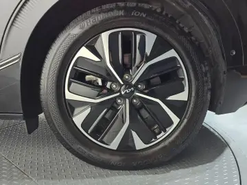 2022 Kia EV6 с пробегом 84 707 км