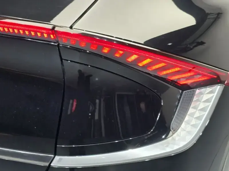 2022 Kia EV6 с пробегом 84 707 км