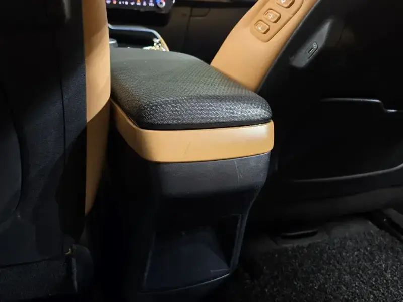 2022 Kia EV6 с пробегом 84 707 км