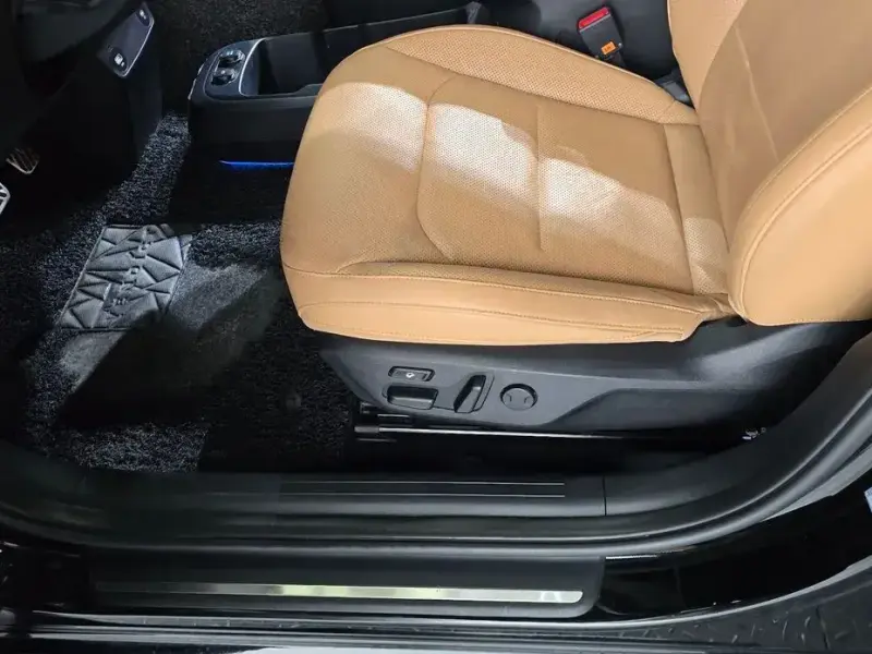 2022 Kia EV6 с пробегом 84 707 км
