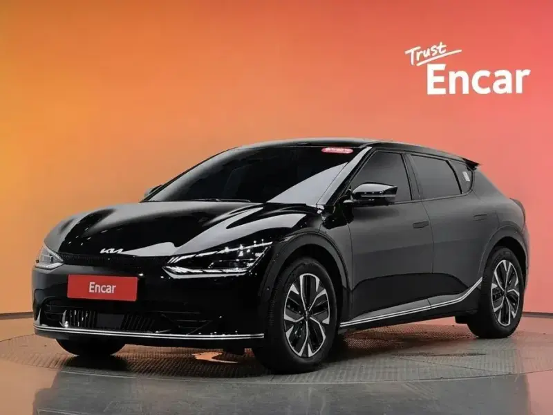 2023 Kia EV6 с пробегом 12 726 км