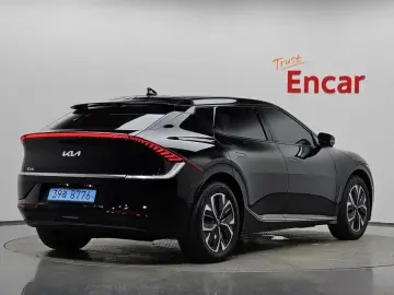 2023 Kia EV6 с пробегом 12 726 км