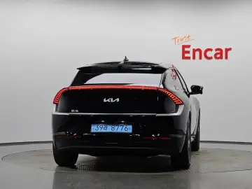 2023 Kia EV6 с пробегом 12 726 км