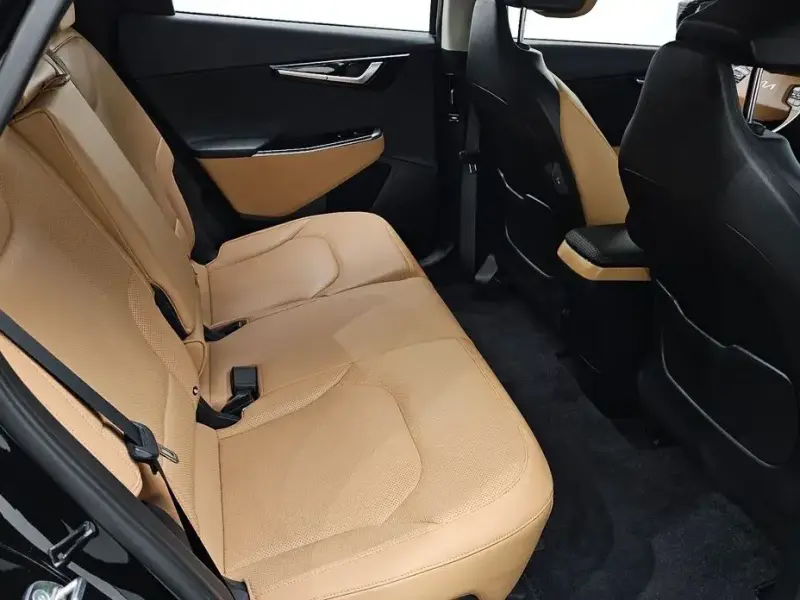 2023 Kia EV6 с пробегом 12 726 км