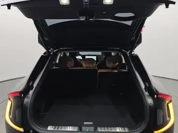 2023 Kia EV6 с пробегом 12 726 км