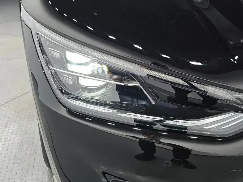 2023 Kia EV6 с пробегом 12 726 км