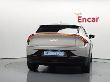 2022 Kia EV6 с пробегом 50 188 км